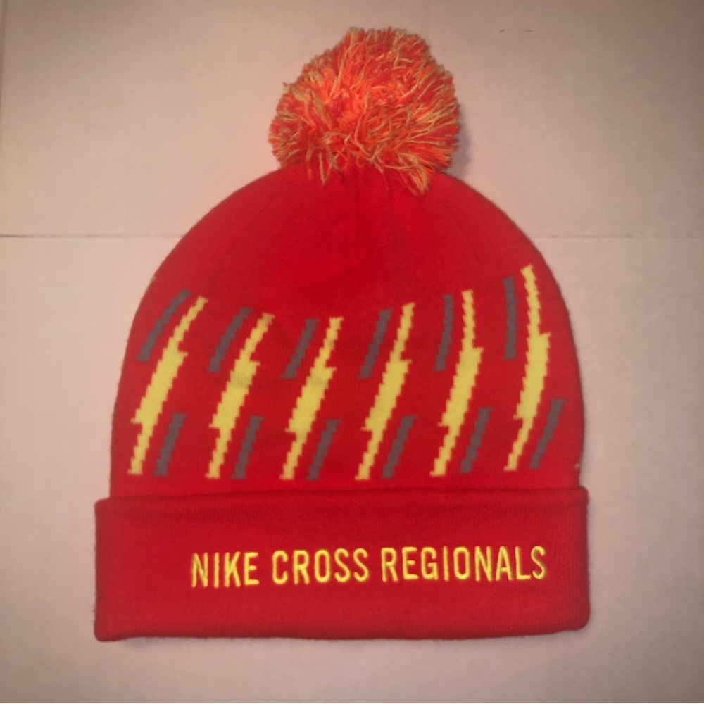 NWOT Nike Cross Regionals Pom Beanie Neon